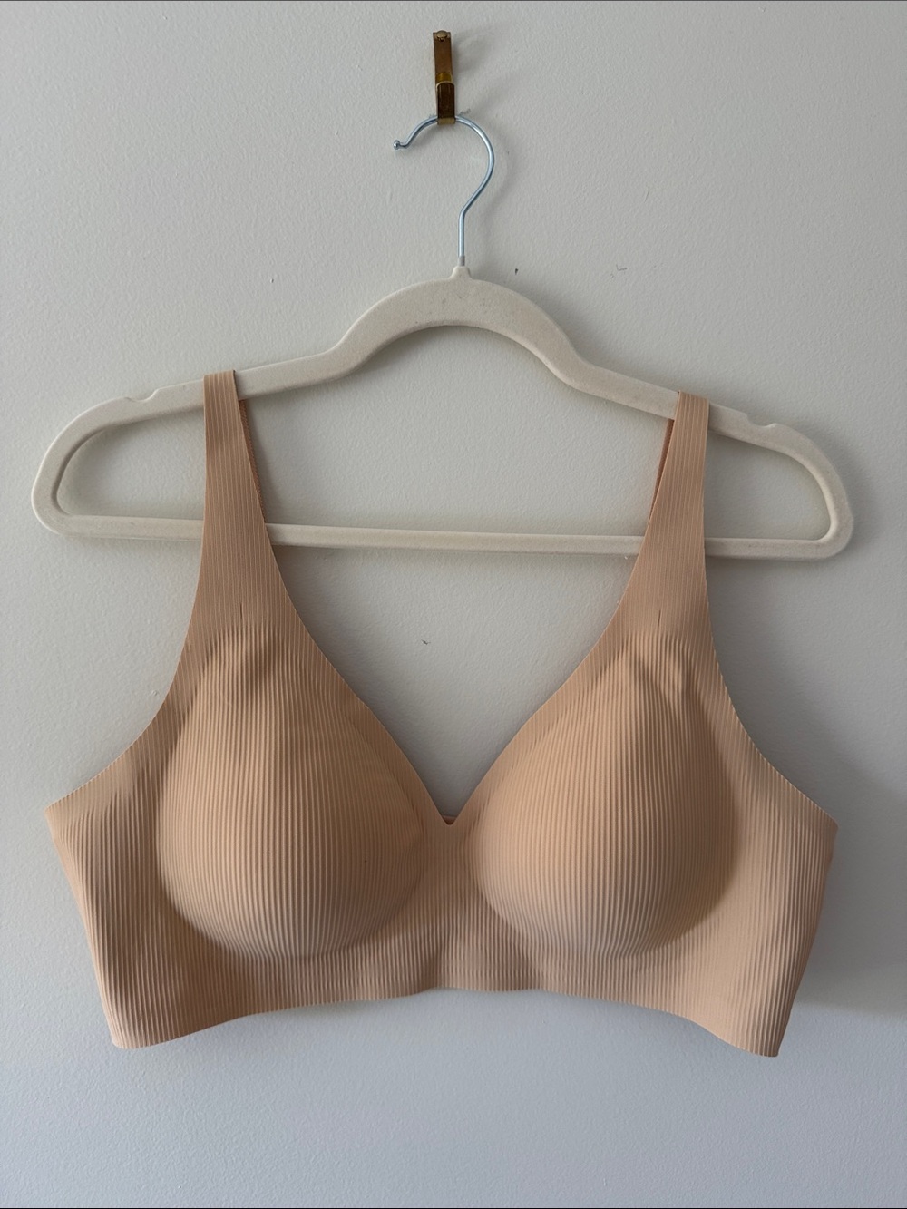 Leyshe Nude Ribbed Seamless Wireless Bra - Women Intimates